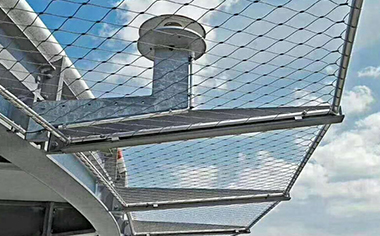 橋梁樓梯防護(hù)網(wǎng) 橋梁樓梯防護(hù)網(wǎng)