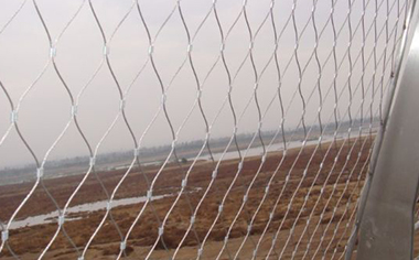 橋梁樓梯防護(hù)網(wǎng) 橋梁樓梯防護(hù)網(wǎng)